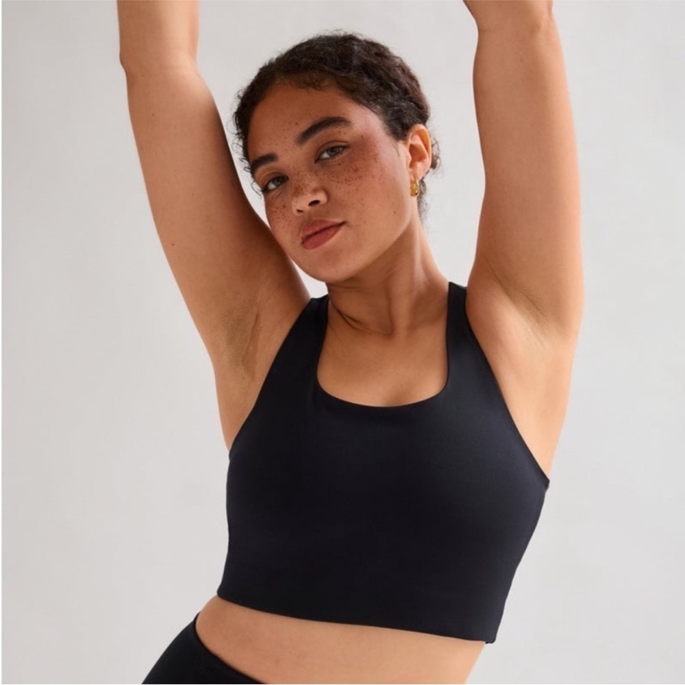 Girlfriend Collective Black Racerback Longline Sports Bra - Picture 4 of 13